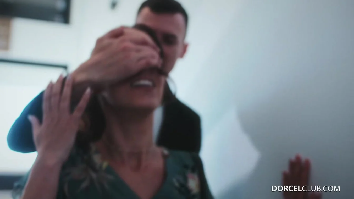 Preview of DorcelClub Anita Rover XXX